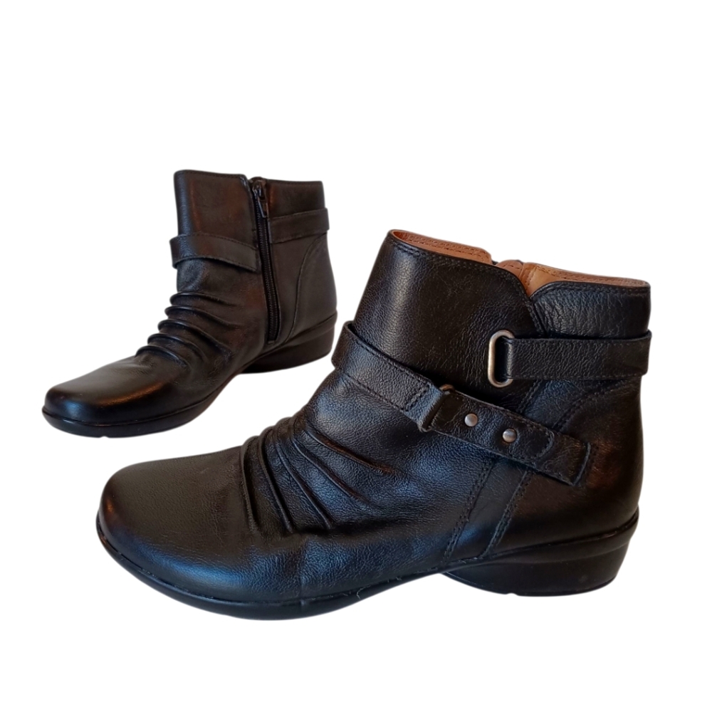 Naturalizer Ankle Black Bootie Size 6.5 Boots Shoes Leather Cassini Zipper Sides